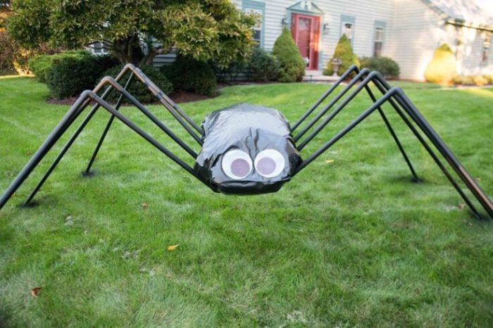 Diy instructables spiders decorations